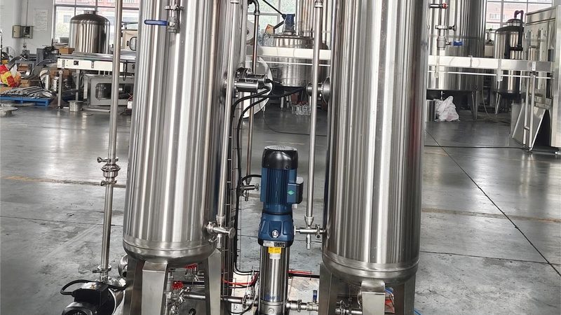 炒菜机器人材质对价格、使用体验及烹饪效果的综合影响